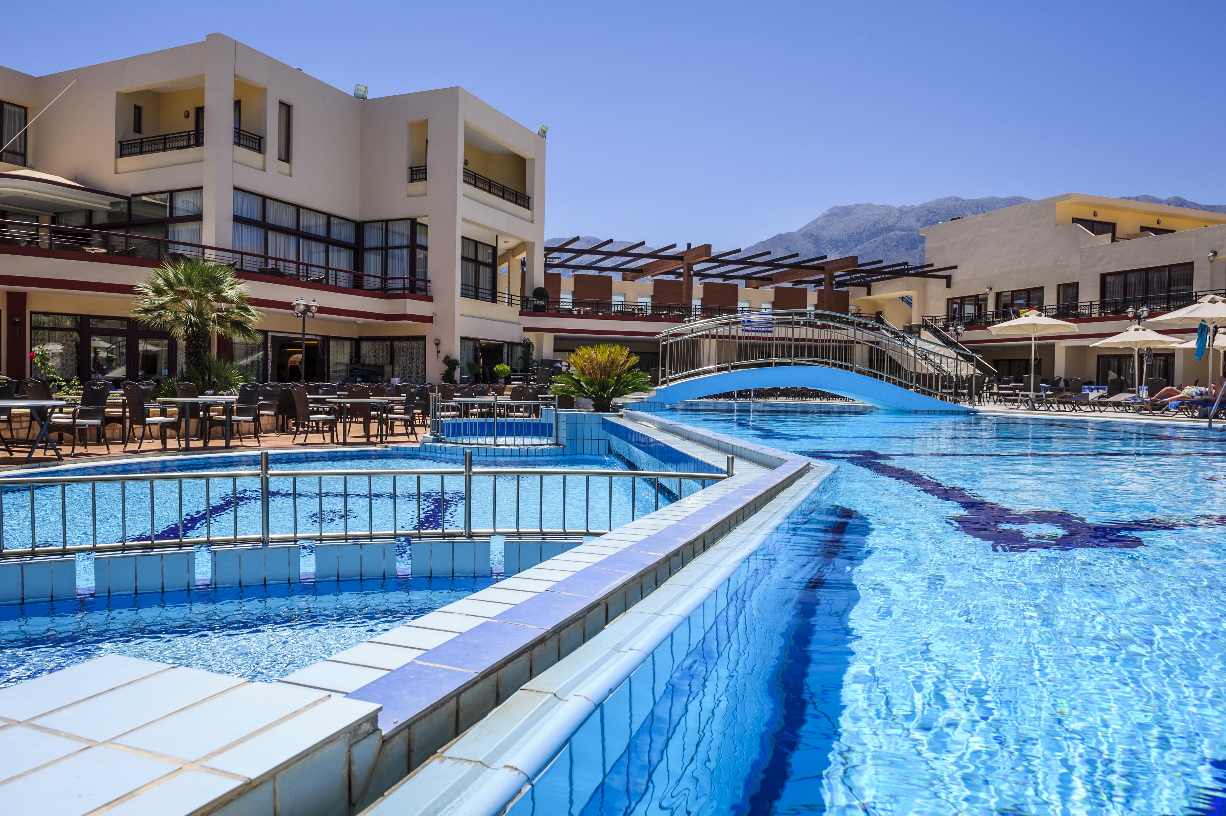 Vantaris Palace Paralia Kourna Exteriör bild